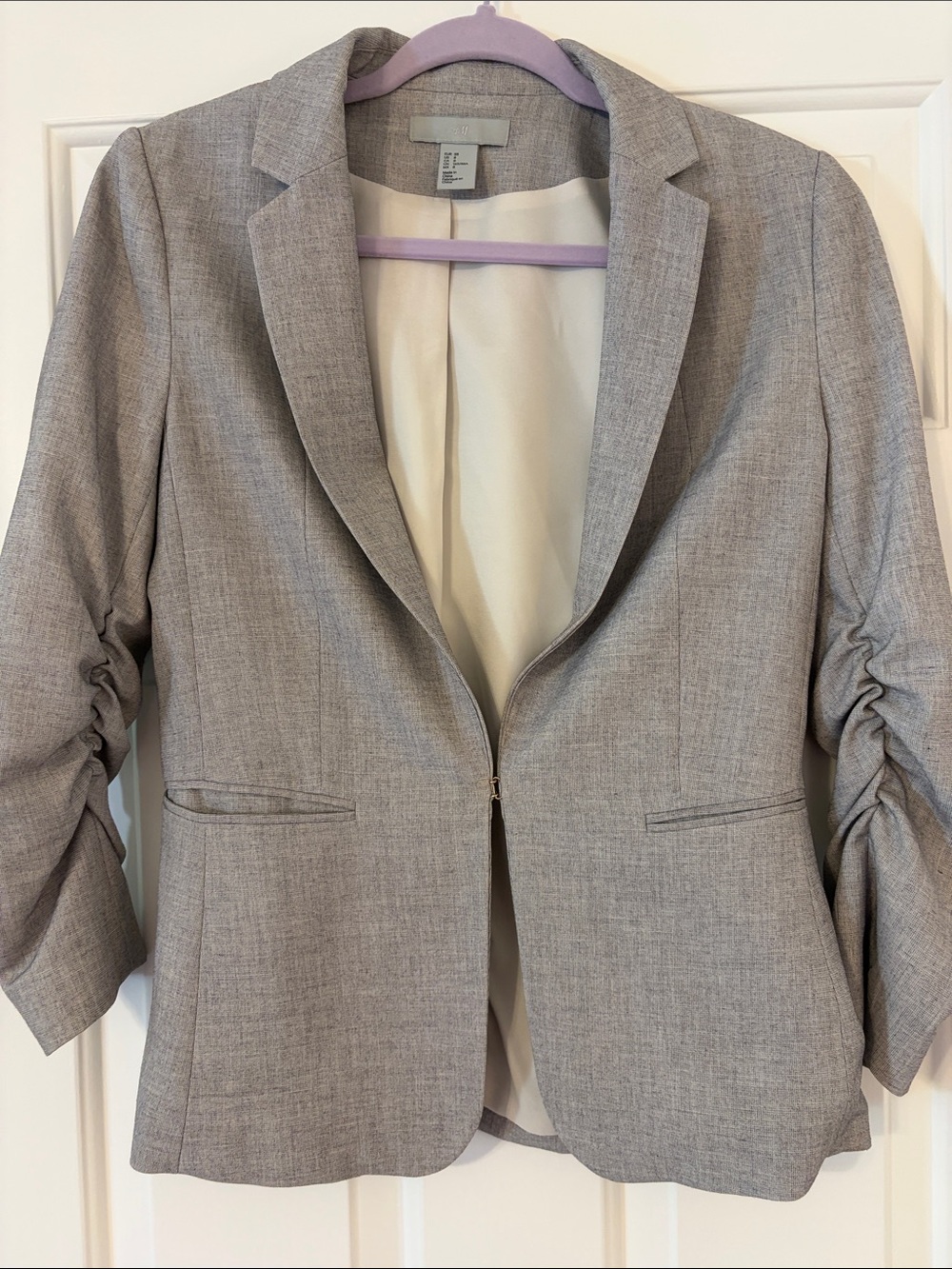 H&M Gray Ruched-Sleeve Tailored Blazer